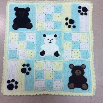 PAWSitively unBEARably cute baby blanket pattern