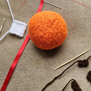 Knitted Christingle
