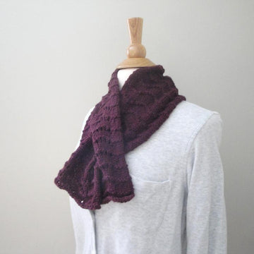 Merlina Keyhole Scarf
