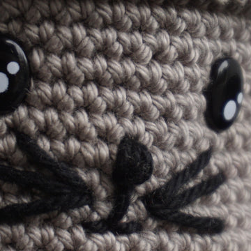 Crochet Pattern Decoflowers Dog & Cat!