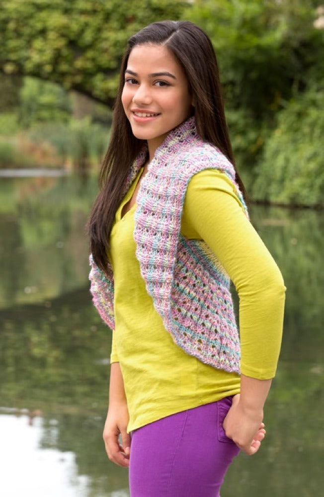 Teen Endless Circle Vest in Red Heart Boutique Unforgettable - LW3949