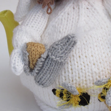 Beekeeper Tea Cosy Knitting Pattern