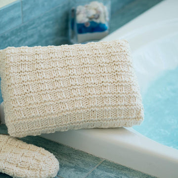 Malvern Spa Pillow & Mitt Knitting Pattern
