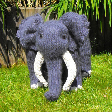 Engelbert Superfast Elephant