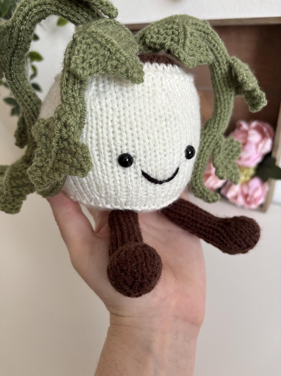 Ivy Plant Plushie