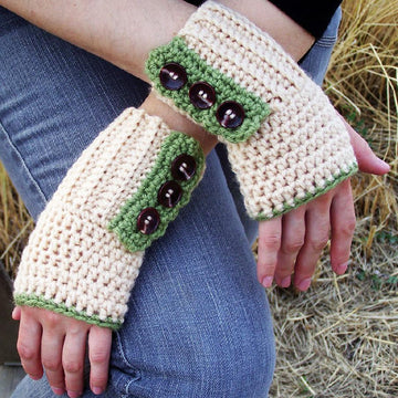 Ruffled Button Cuff Gloves