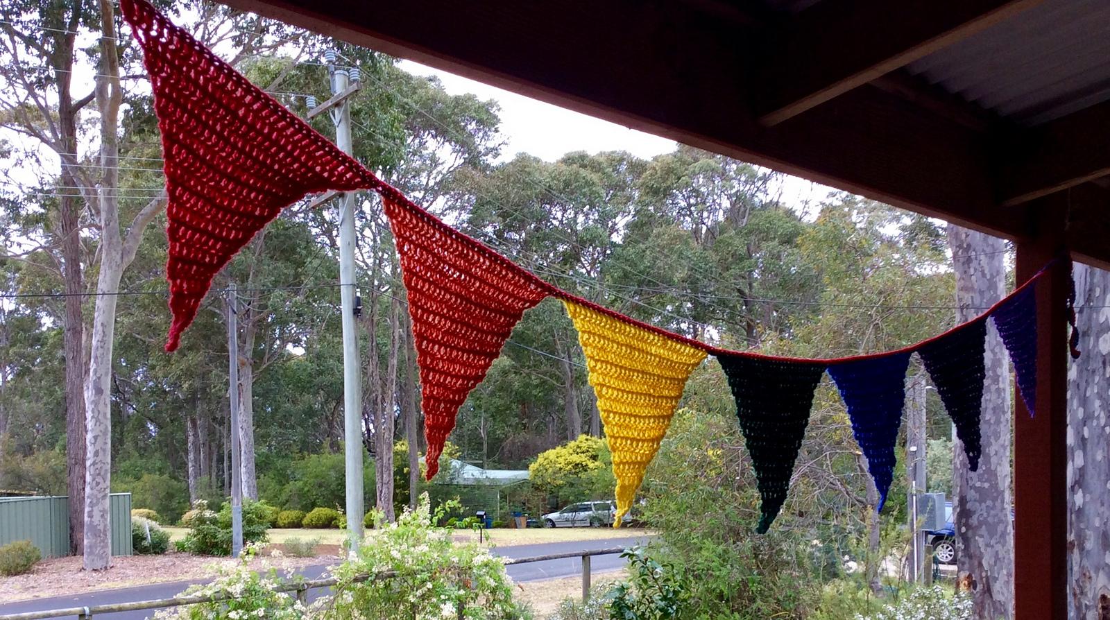 TigsTogs Rainbow Bunting Flags