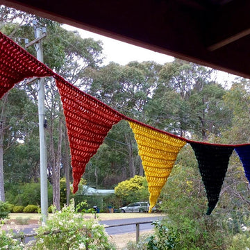 TigsTogs Rainbow Bunting Flags