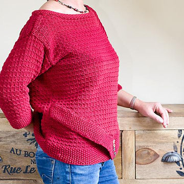 Triangle shaped sweater "Janice"