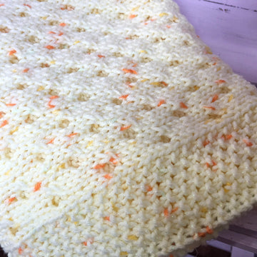 Easy Eyelets Baby Blanket Set