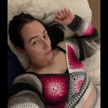 Sunburst pullover