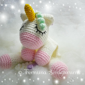 CUDDLY UNICORN crochet pattern
