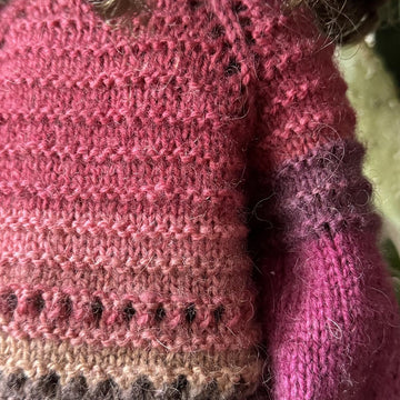 Pullover Berry Mood for Ruby Red Doll