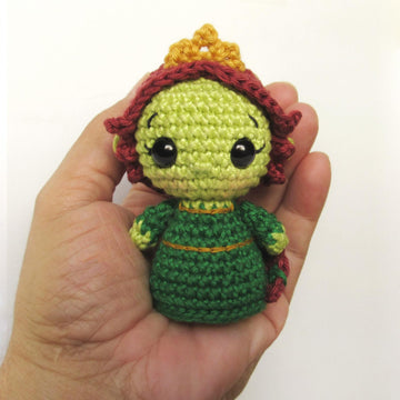 Mini Fiona - amigurumi pattern by Crochelandia