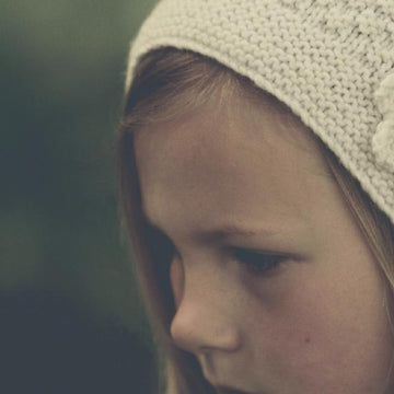 Beatrice Pixie Hat and Mitts - Lc29