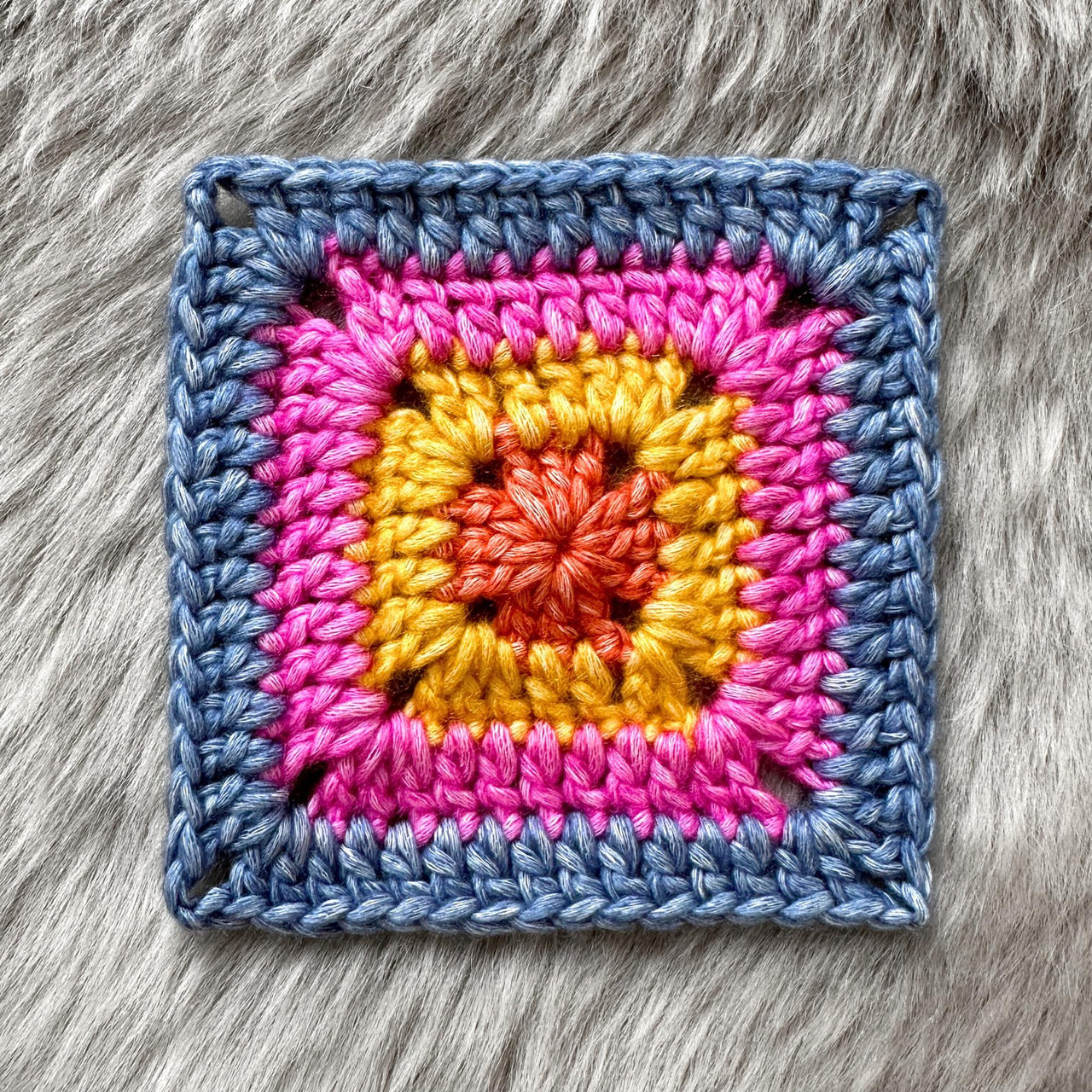 Solid Granny Square