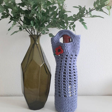 Crochet Wine Gift bag with daisy/poppy flower