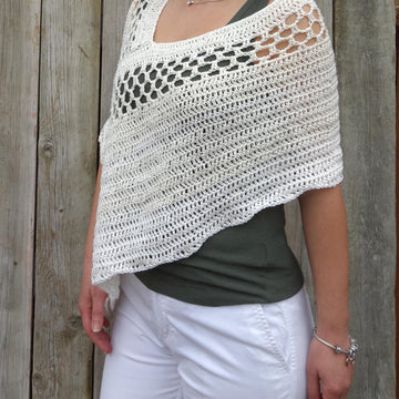 Shoulder Lace Wavy poncho