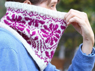 Winter Blumen Cowl
