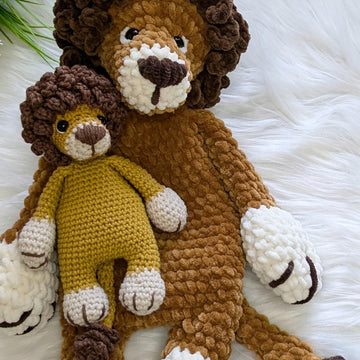 Crochet snuggler pattern, crochet lion baby lovey blanket pattern