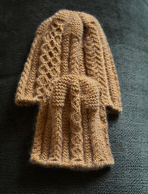 Garter and Gulls Hat