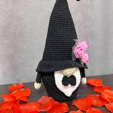 Gnome groom