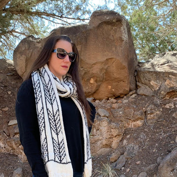 Strijela Scarf