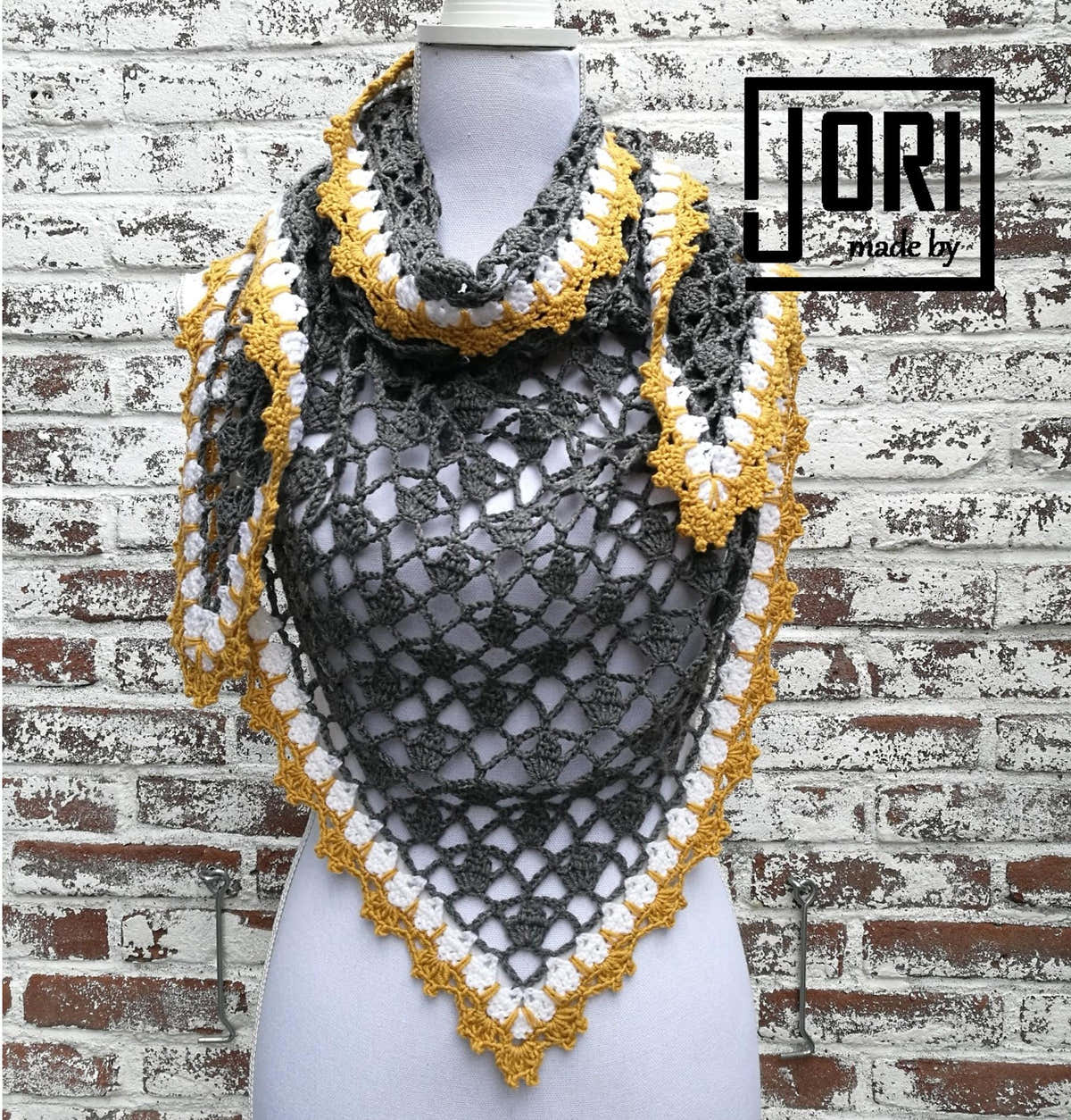 Royal Tulip shawl