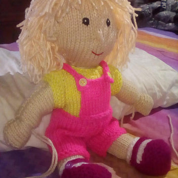 Patatina doll knitting pattern
