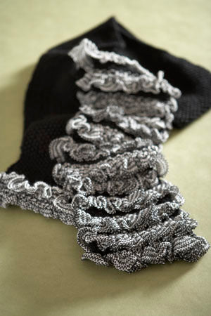 Tweedy Scarf  in Lion Brand Wool-Ease - 60643A