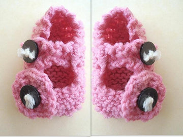 339, KNIT FLAT MARY JANE BOOTIES/SLIPPERS
