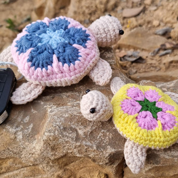 Turtle shaped key cover crochet pattern T21