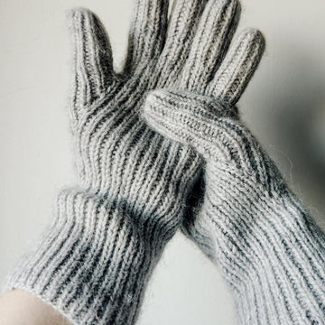 #AdultKittyGloves