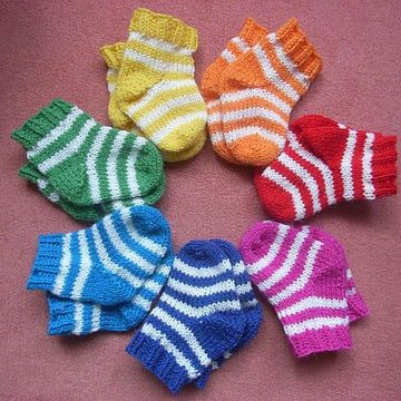 Tiny stripes (baby socks)