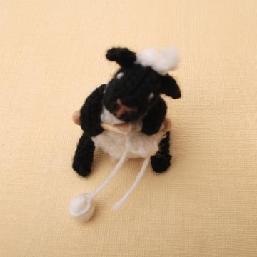 The Mini Knitting Lamb