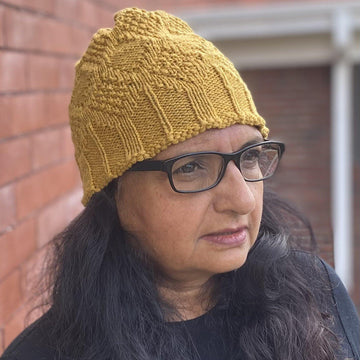 Double Seed Stitch Trellis Hat