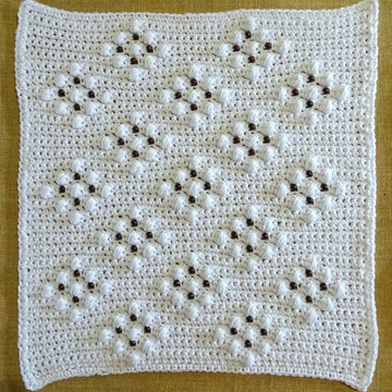 Crochet Diamond Beaded Cushion