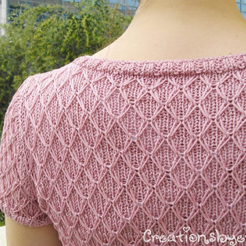 Cropped cardi diamond pattern