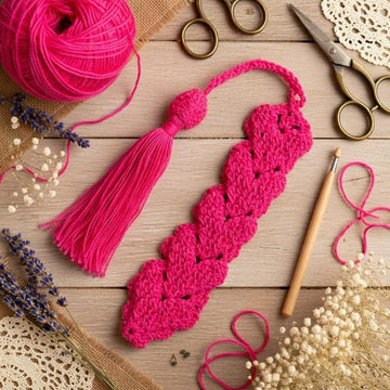 Crochet Heart Bookmark Pdf + Video Tutorials