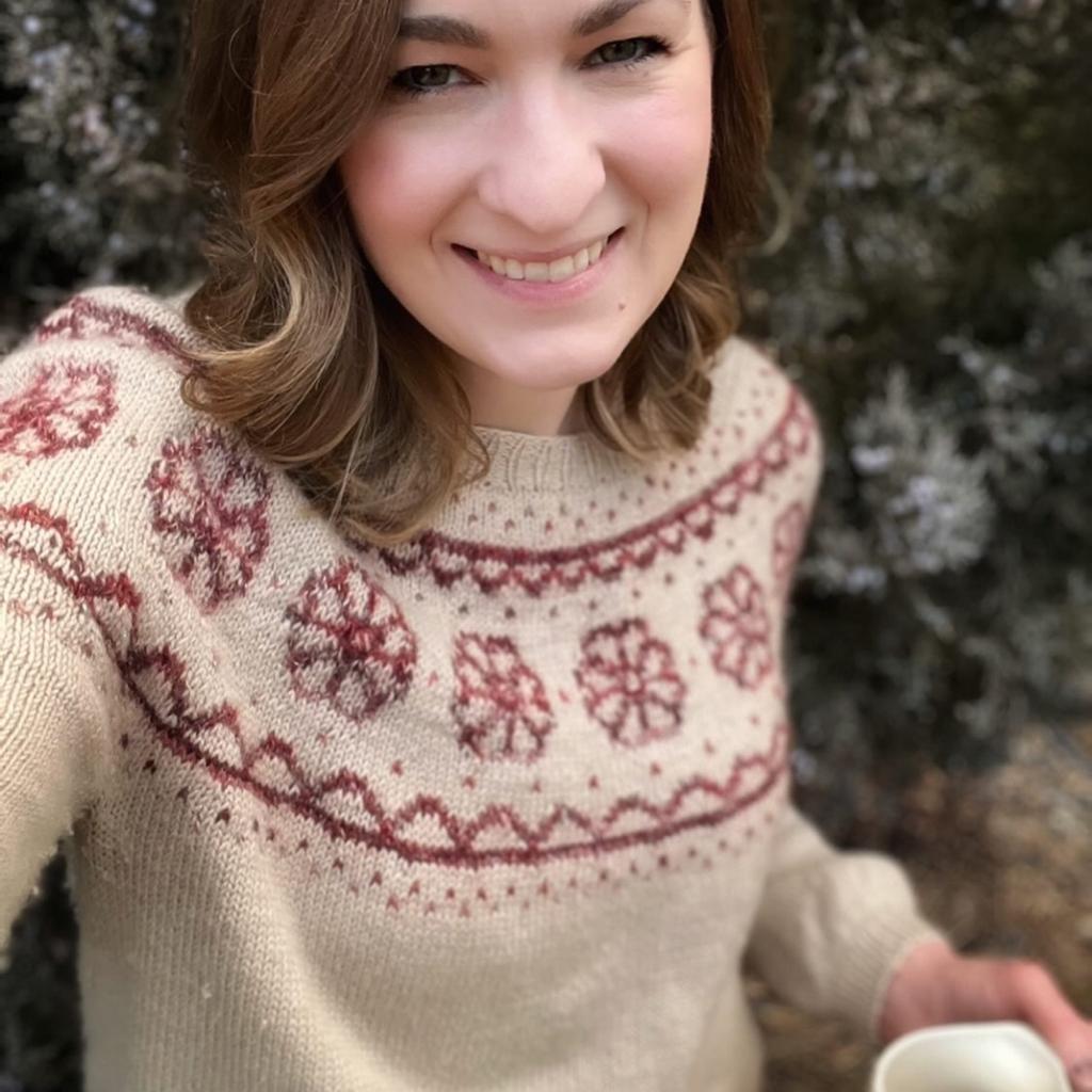 Rosettes Sweater