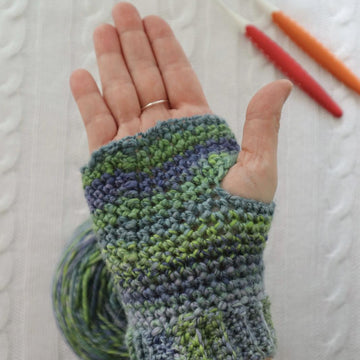 Luna’s Crown & Fingerless Gloves