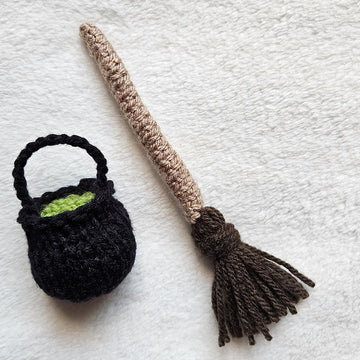 Knitted Witch Accessories