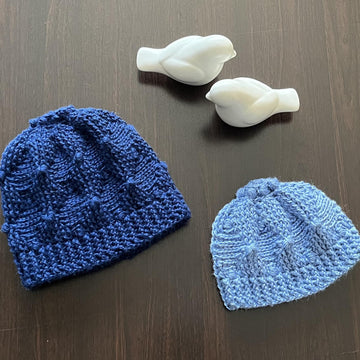 Pretty Diamonds Beanie & Cowl Set N 630