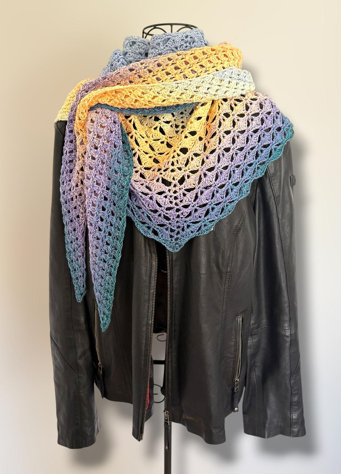 Triangular Scarf "Erato"