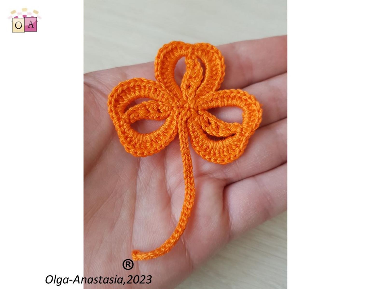 Crocheted shamrock 4
