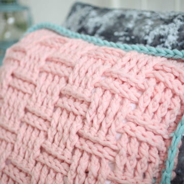 Ludlow Cushion