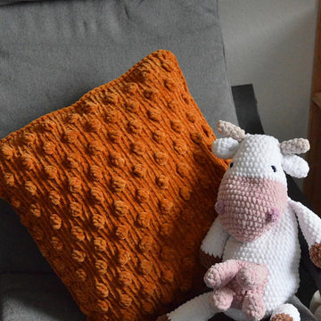 Oak apples pillow
