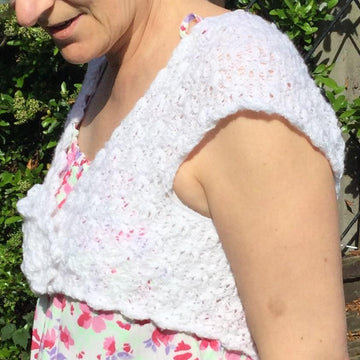 Flower meadow stitch shrug