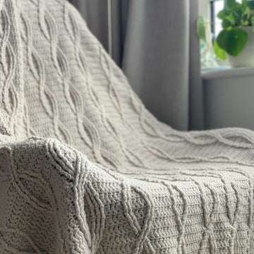 Triptych Twist Cable Blanket