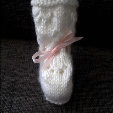 Baby Butterfly Bonnet & Booties Set (DK)